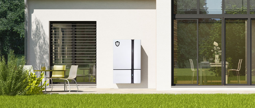 Why Investing in a Solar Battery